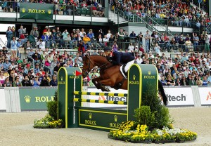 William Fox-Pitt (GBR) aboard Cool Mountain on their way to victory in the first leg of the HSBC FEI Classics™ at Lexington,KY (USA)