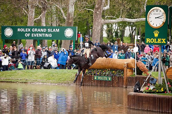 Andrew Nicholson Leads the 2013 Rolex Kentucky Three-Day Event after Cross Country