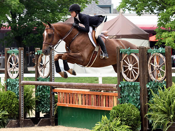 Vivian Yowan Equitates to Back-to-Back Blue Ribbons at Kentucky Spring Classic