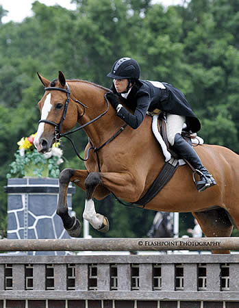 First Dance and Liza Boyd Win the $2,500 USHJA National Hunter Derby