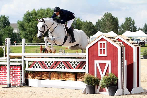 Freddie Vazquez Wins $15,000 USHJA International Hunter Derby at Summer in the Rockies V