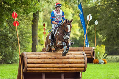 Masterful Double by Frenchman Carlile at Mondial du Lion