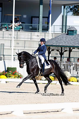 Herslow Maintains Lead as Uhlir and Davis Surge to the Head of Their Fields at US Dressage Festival of Champions