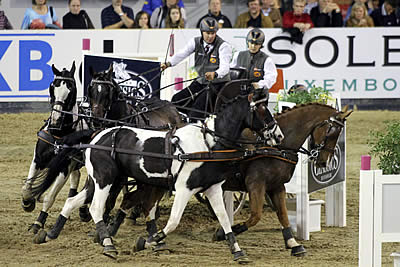 Flying Start for Koos de Ronde at FEI World Cup Driving Seasonal Opener in Hannover