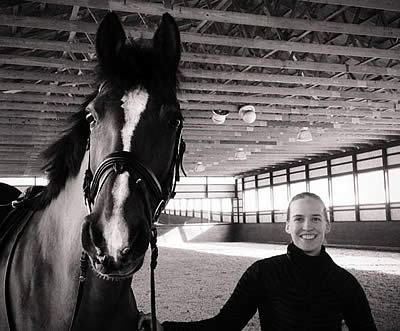 Group Effort Nets New Horse for Para-Equestrian Rebecca Hart