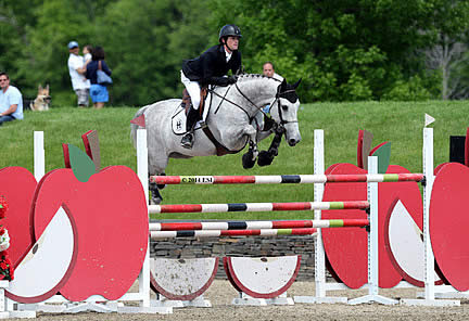 Alpha VDL Is Worth the Wait for Darragh Kenny as They Win HITS Saugerties $50,000 Grand Prix