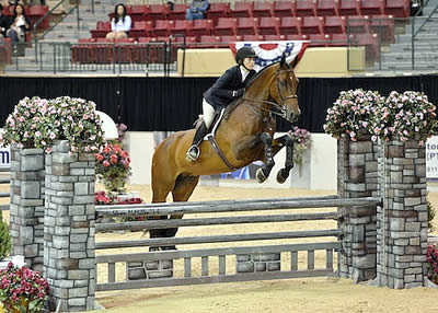 Victoria Colvin Repeats Equitation Victory at 2014 Capital Challenge Horse Show