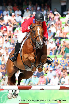 Vote Now for McLain Ward and Barbara Crabo as USOC November Athletes of the Month