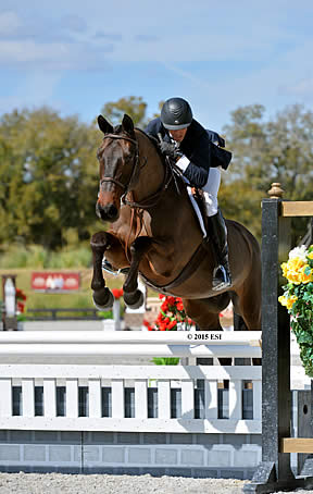 Harold Chopping and Caramo Victorious in $5,000 Devoucoux Hunter Prix