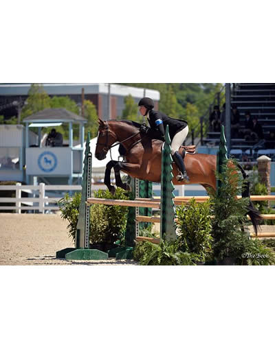 Hunter Holloway Rides Away with Ronnie Mutch Equitation Championship