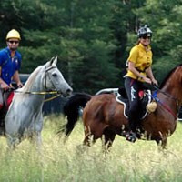 John Crandell III on Cody with Marcia Hefker on Heraldic at the Old Dominion 100. Photo/Tom Sayvetz