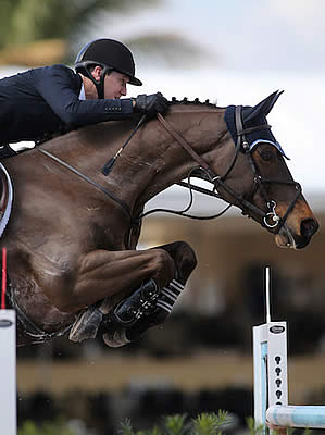 McLain Ward and HH Carlos Z Win $35,000 Douglas Elliman 1.45m Classic to Start WEF 7