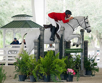 Hunters under the Lights: The Ridge Introduces Elegant Evening for Hunter Derby Days