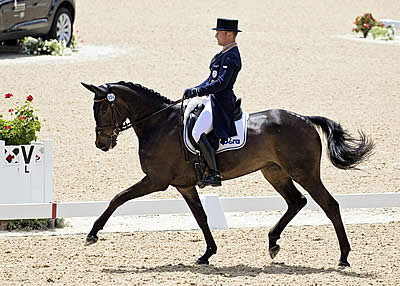 Michael Jung Leads Dressage at Kentucky