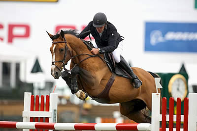 Roger-Yves Bost and Pedro Veniss Victorious on Day Two of Spruce Meadows ‘Masters’