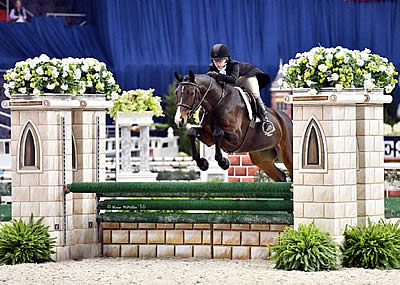 Crenshaw and Maggiore Win $10k WIHS Children’s and Adult Hunter Championships