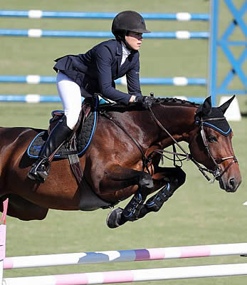 Brianne Goutal and Fineman Win $35,000 Horseware Ireland Jumper Classic CSI 5*