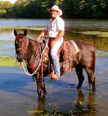 Equestrian Aid Foundation Helps Farrier Get Back on Track after Serious Injury