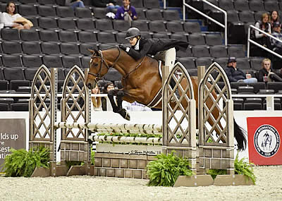 Lily Pollin and Allison Cederberg Claim $10k WIHS Children’s and Adult Hunter Championships