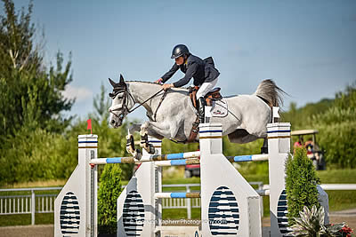 International Bromont: Leslie Howard & Donna Speciale Gallop to Victory