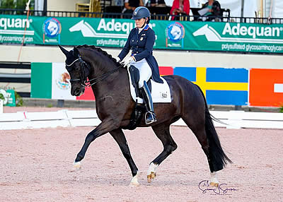 Ashley Holzer Is Unstoppable on New Grand Prix Horse in AGDF Week 5