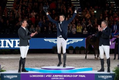 Fuchs Wins the Title with the Horse of His Heart