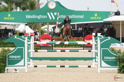 Lacey Gilbertson and Karlin van’t Vennehof Claim Adequan WEF Challenge Cup