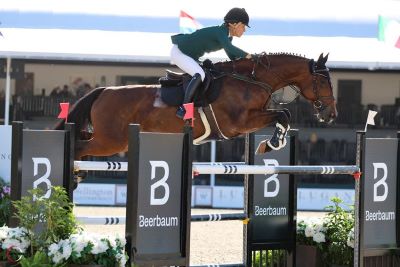 Luciana Lossio Scores Victory in Beerbaum Stables CSI2* Grand Prix