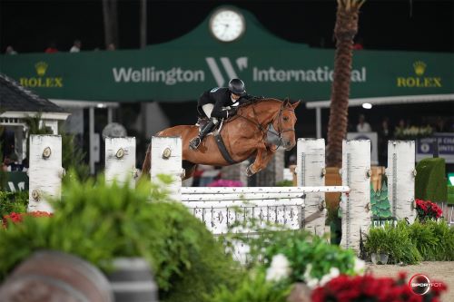 Liza Towell Boyd Back on Top in $150k WCHR Peter Wetherill Palm Beach Hunter Spectacular